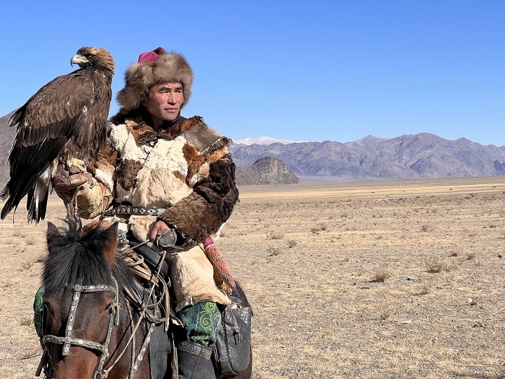 Golden eagle falconry: Ancient art practiced still in Western Mongolia