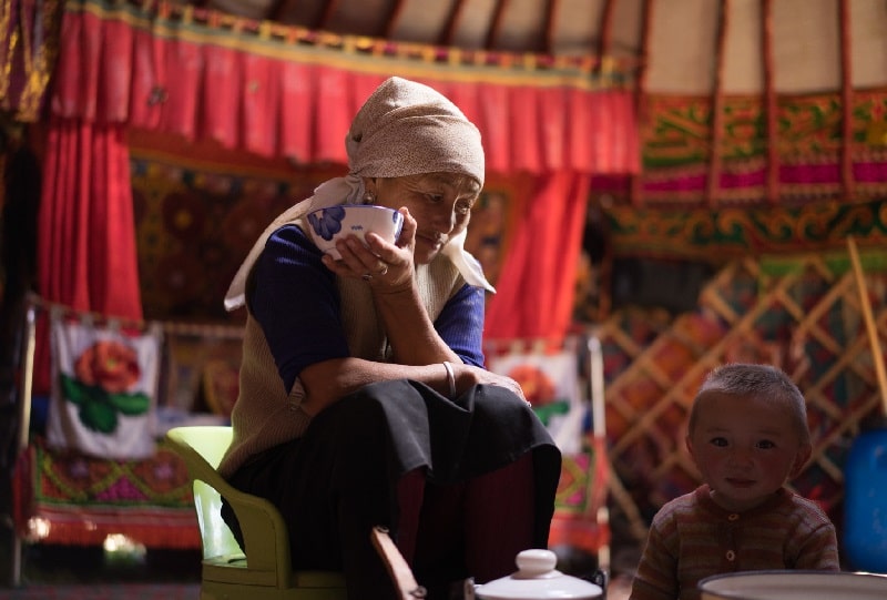 eagle hunter's wife, Western Mongolia