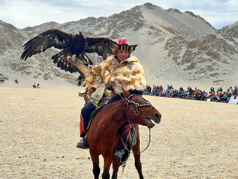 eagle hunter at sagsai eagle festival
